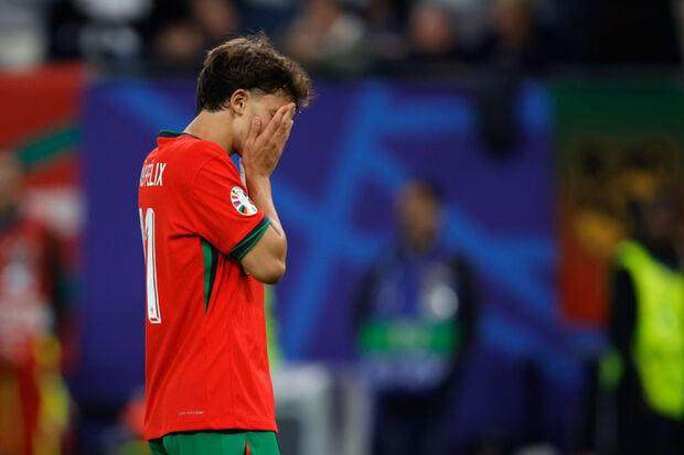 1724480402989019465.jpg imgCH620I28370T.jpg