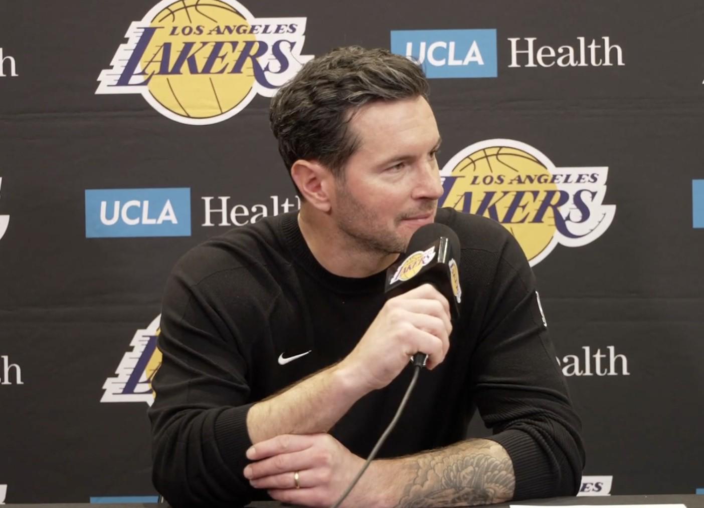 开云体育APP下载-雷迪克：东契奇绝杀是个伟大的时刻；从没见过詹姆斯如此飞身救球